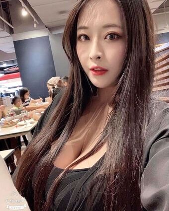 _04x_ Photo Fuites Nudes OnlyFans 7
