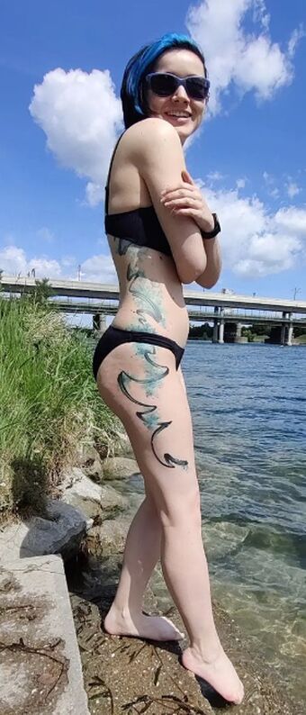 2DKiri Photo Fuites Nudes OnlyFans 12