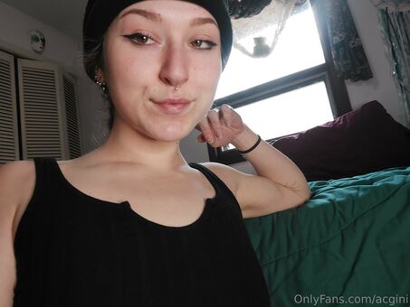 acgini Photo Fuites Nudes OnlyFans 19