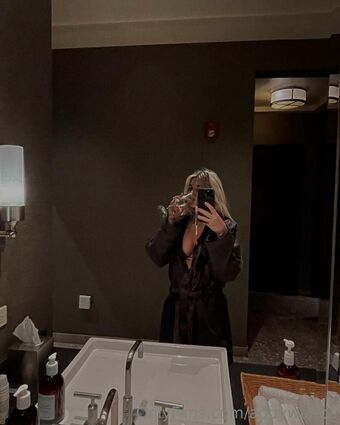 Addy Photo Fuites Nudes OnlyFans 5