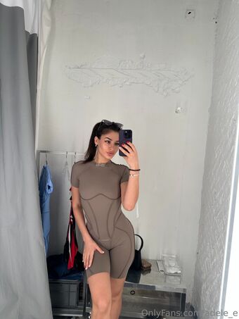 adele_e Photo Fuites Nudes OnlyFans 34