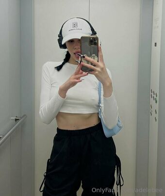 adelebee Photo Fuites Nudes OnlyFans 35