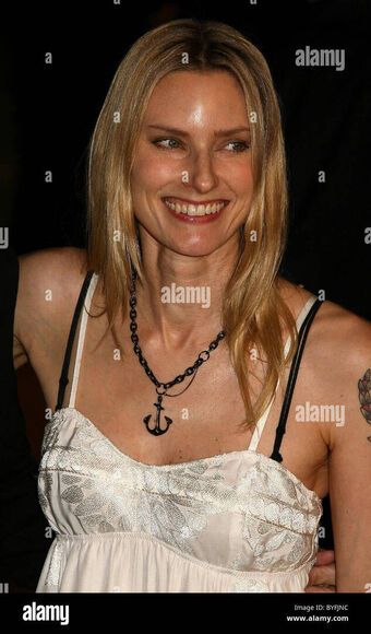 Aimee Mann Photo Fuites Nudes OnlyFans 8