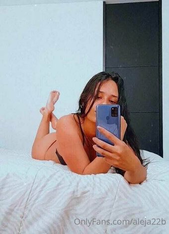 aleja22b Photo Fuites Nudes OnlyFans 5