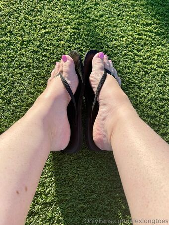 alexlongtoes