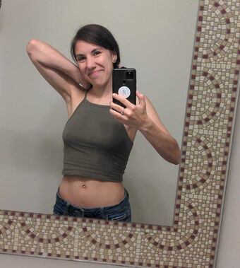 Alice Fox Photo Fuites Nudes OnlyFans 18