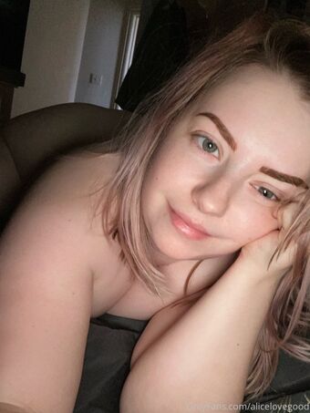 Alice Lovegood Photo Fuites Nudes OnlyFans 20