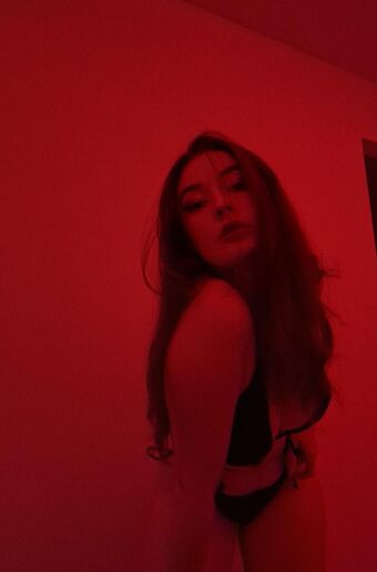 Alisa Photo Fuites Nudes OnlyFans 15