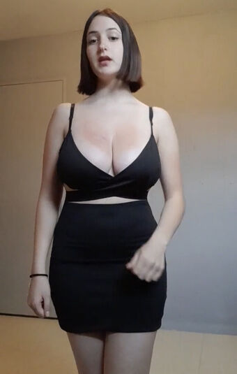 Alizeaaa Photo Fuites Nudes OnlyFans 15