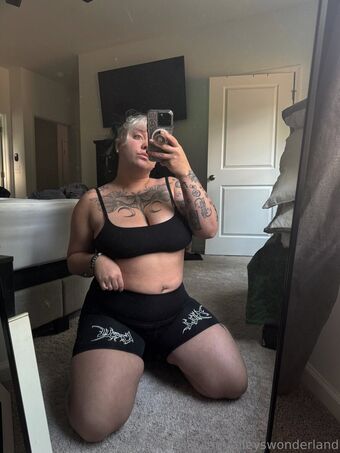 alleyswonderland Photo Fuites Nudes OnlyFans 76