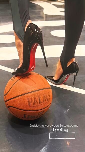 Allie Clifton Photo Fuites Nudes OnlyFans 8