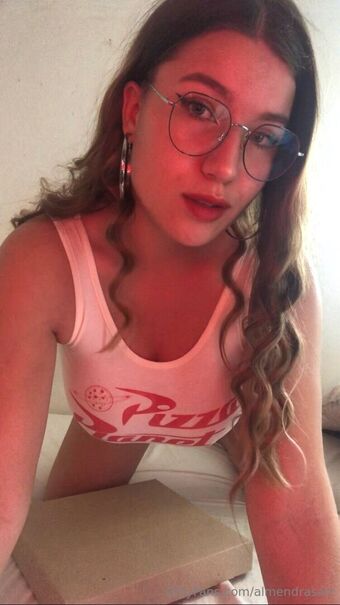 almendralover Photo Fuites Nudes OnlyFans 13