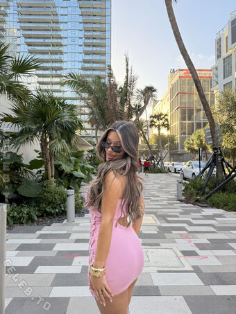 Almira Azemi Photo Fuites Nudes OnlyFans 98