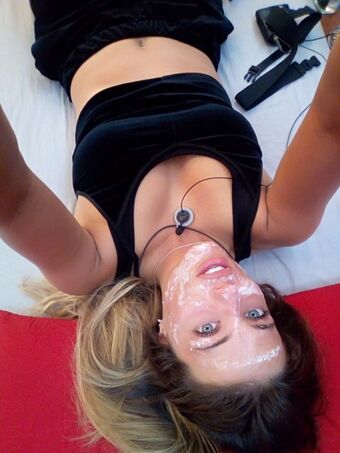 Alyeckmann Photo Fuites Nudes OnlyFans 12