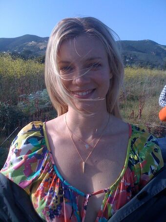 Amy Smart Photo Fuites Nudes OnlyFans 21