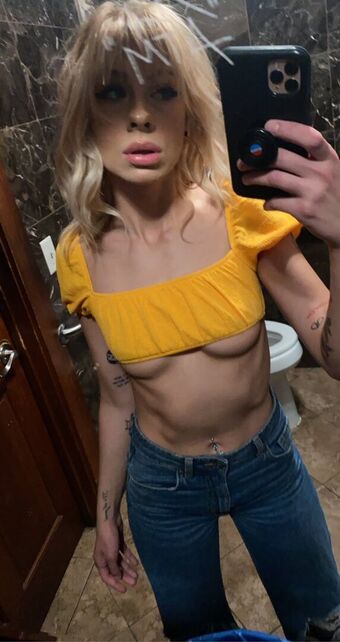 Andiecase Photo Fuites Nudes OnlyFans 7