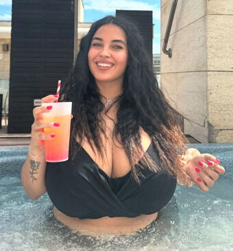Anneris Photo Fuites Nudes OnlyFans 39