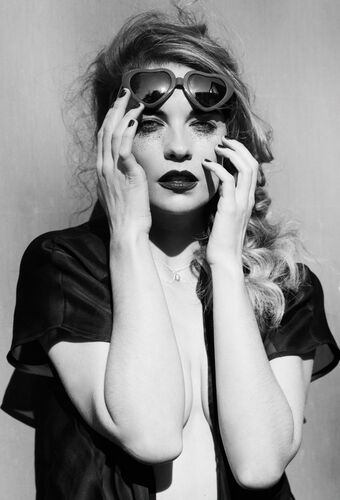 Annie Murphy Photo Fuites Nudes OnlyFans 17