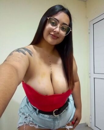 anntou Photo Fuites Nudes OnlyFans 3