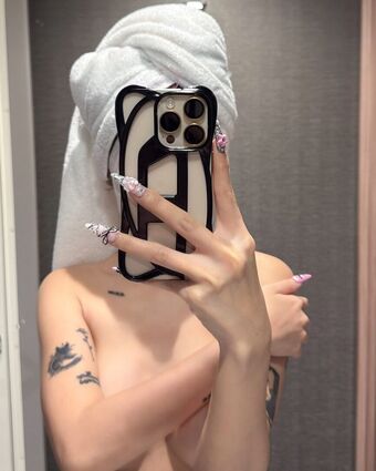 Aradaeyeee Photo Fuites Nudes OnlyFans 25