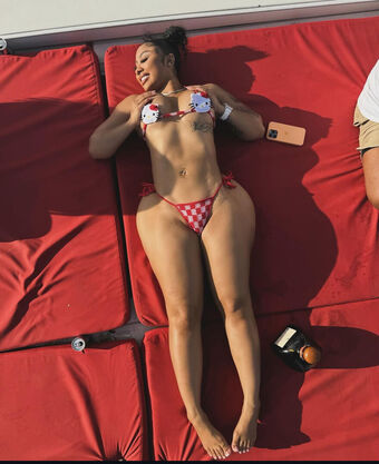 Ari Fletcher Photo Fuites Nudes OnlyFans 63