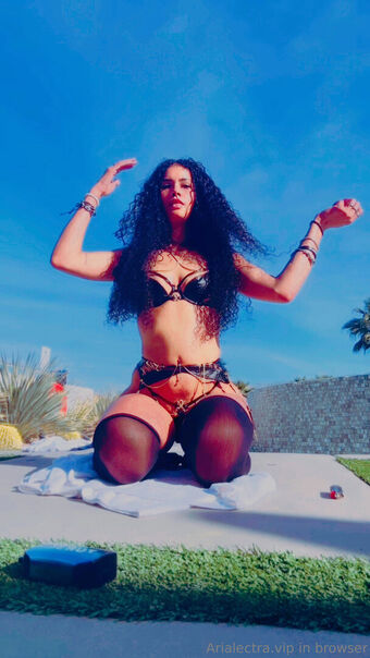 arialectrafree Photo Fuites Nudes OnlyFans 11