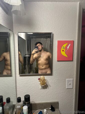 asmrhallpas Photo Fuites Nudes OnlyFans 15