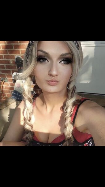 Augie Photo Fuites Nudes OnlyFans 1