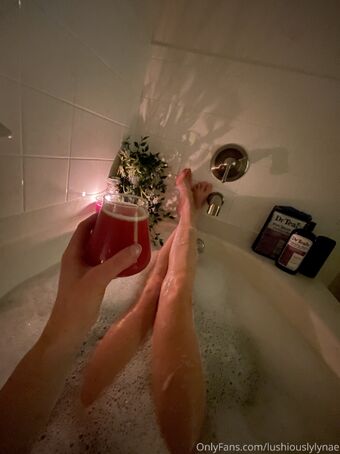 authenticallytipsy Photo Fuites Nudes OnlyFans 11