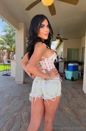 averylustx Photo Fuites Nudes OnlyFans 38