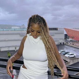 Ayanda Pambo Photo Fuites Nudes OnlyFans 15