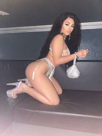 Ayleenbella Photo Fuites Nudes OnlyFans 10