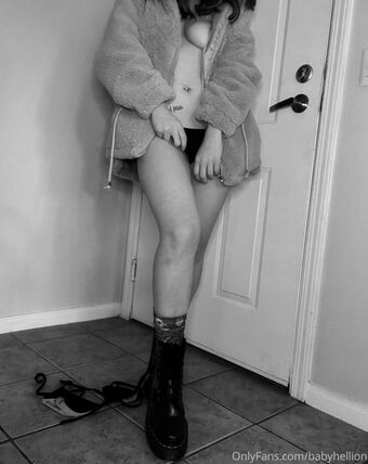 babyhellion Photo Fuites Nudes OnlyFans 29