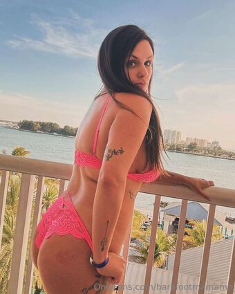 Barefootmamamn