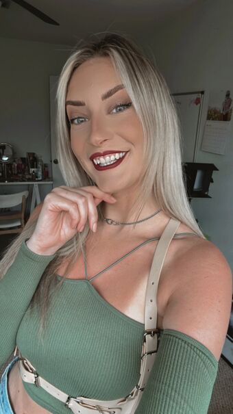 BasicWitGirl