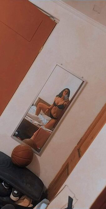 BBmaga Photo Fuites Nudes OnlyFans 20