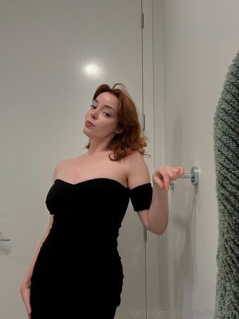 behindem Photo Fuites Nudes OnlyFans 59