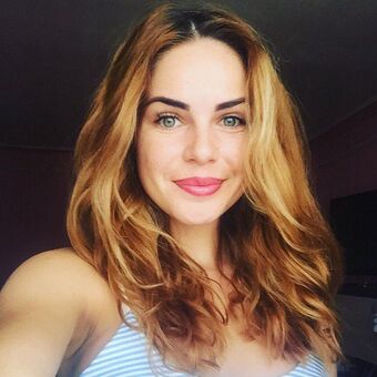 Bella_Alice