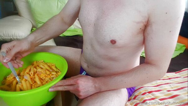 bellystuffingfan Photo Fuites Nudes OnlyFans 28