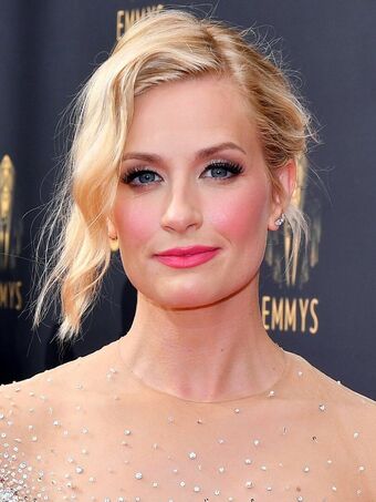 Beth Behrs