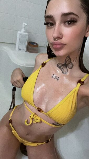 Biddiebb Photo Fuites Nudes OnlyFans 5