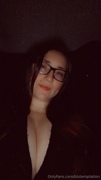 blutemptation Photo Fuites Nudes OnlyFans 6