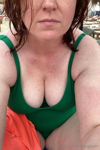 BustyGinger Photo Fuites Nudes OnlyFans 17