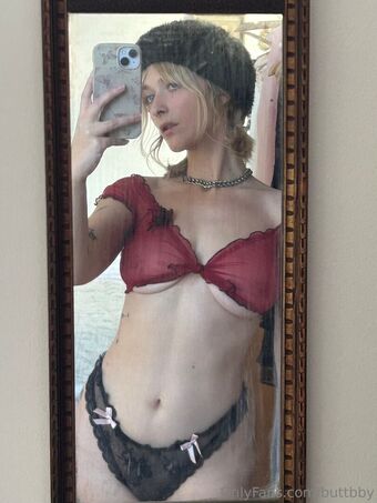 buttbby Photo Fuites Nudes OnlyFans 26