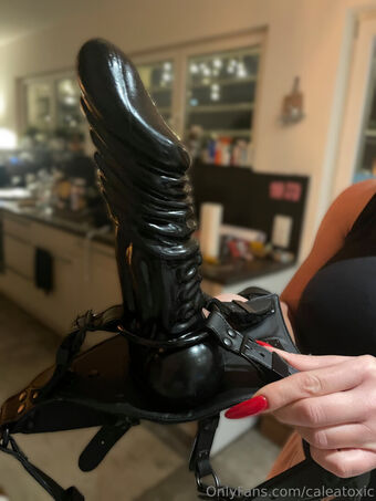 Caleatoxic Photo Fuites Nudes OnlyFans 43