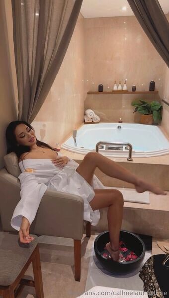 callmelaurittafree Photo Fuites Nudes OnlyFans 11