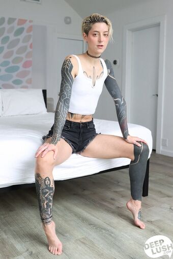 Cam Damage Photo Fuites Nudes OnlyFans 43