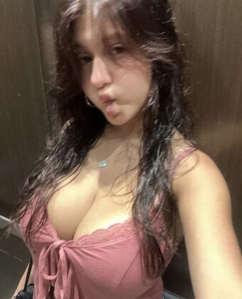 carly Photo Fuites Nudes OnlyFans 19