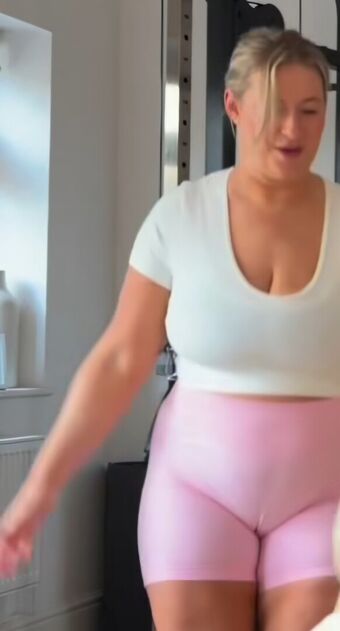 Carys whittaker / busybeecarys Photo Fuites Nudes OnlyFans 3