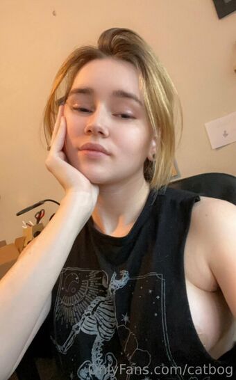 catbog Photo Fuites Nudes OnlyFans 10